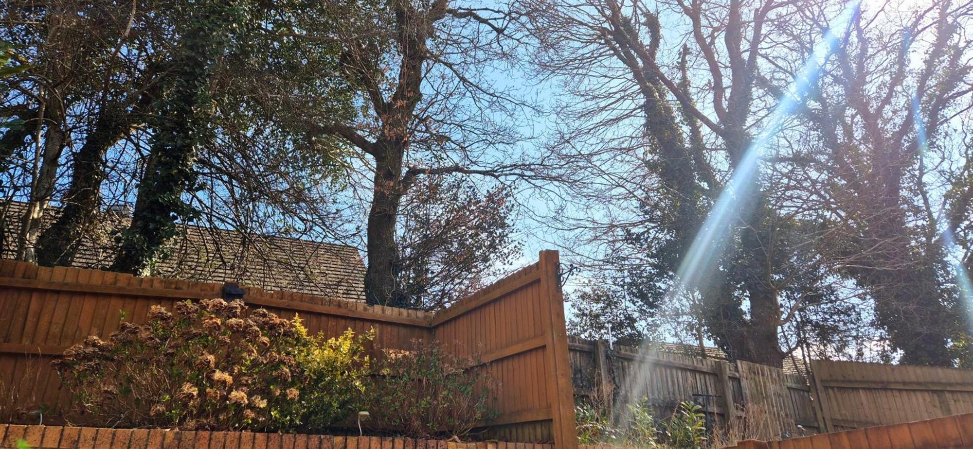 Quiet 2bedroom Home-garden-parking-family Friendly Swansea